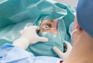 Are There Any Risks Associated with MICS Cataract Surgery?